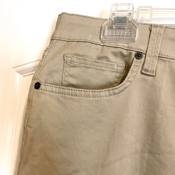 Arizona Jeans Co. Pants Bundle - Picture 6 of 8